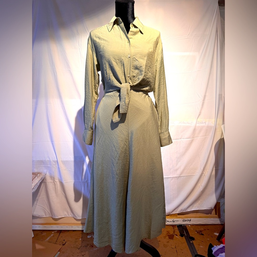 Silk Vince long Shirt dress Sz XS ties at the waist. Side pockets.
